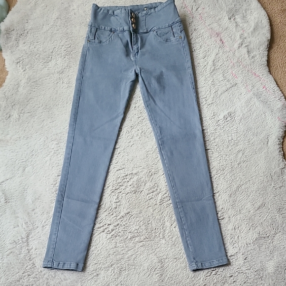 High-Waisted Light Blue colombian body molding jeans butt lift - Picture 1 of 5